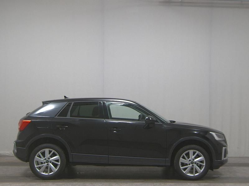 Schwarz Gebraucht 2025 Audi Q2 Advanced SUV | 25.280 € (Guter Preis) - Bild 1/4
