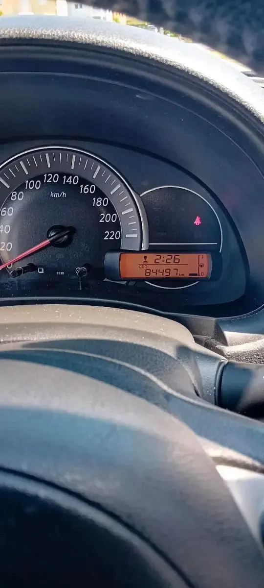 Gebraucht Nissan Micra 80 PS (58 kW) 2016 Rot Kleinwagen