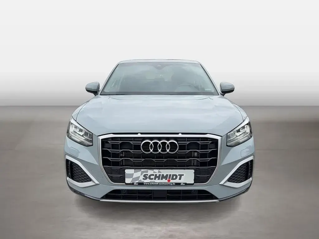Gebraucht Audi Q2 Advanced 150 PS (110 kW) 2023 Grau SUV