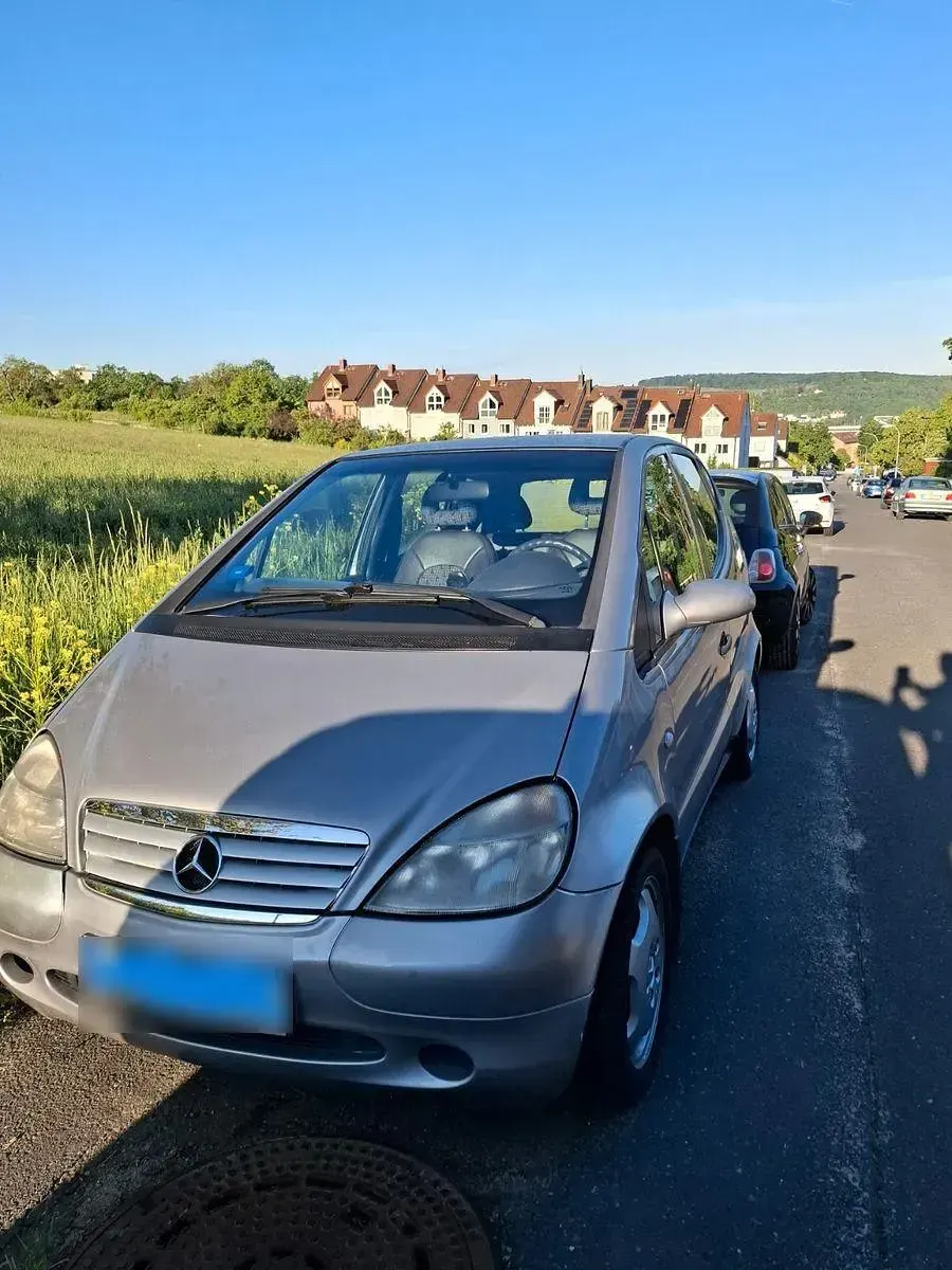 Gebraucht Mercedes A170 Avantgarde 90 PS (66 kW) 1999 Silber Kleinwagen