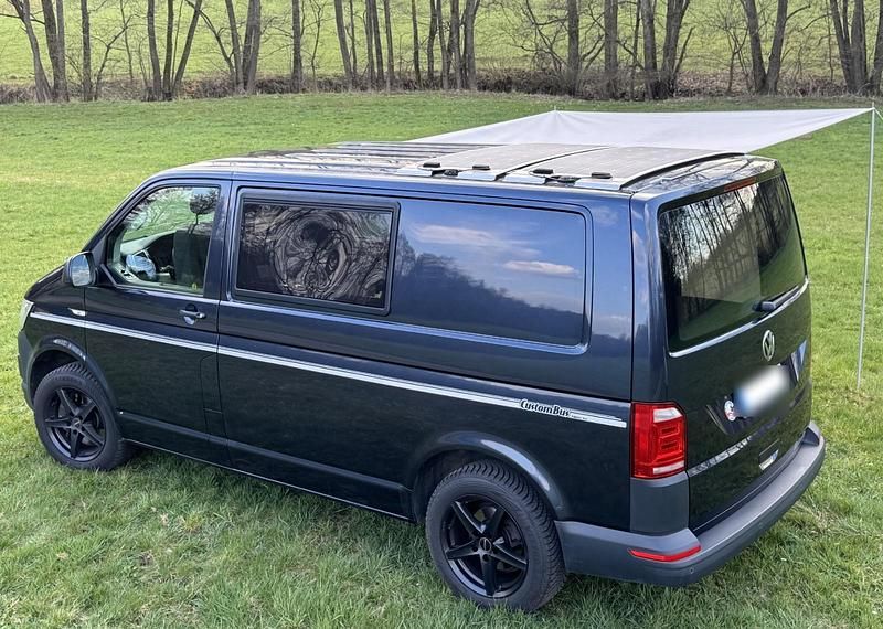 Second-hand VW Transporter 204 CP (150 kW) 2016 Albastru Van