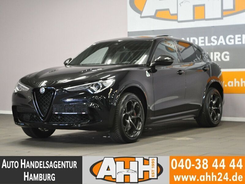 Schwarz Gebraucht 2021 Alfa Romeo Stelvio Quadrifoglio SUV | 46.500 € (Superpreis) - Bild 1/4