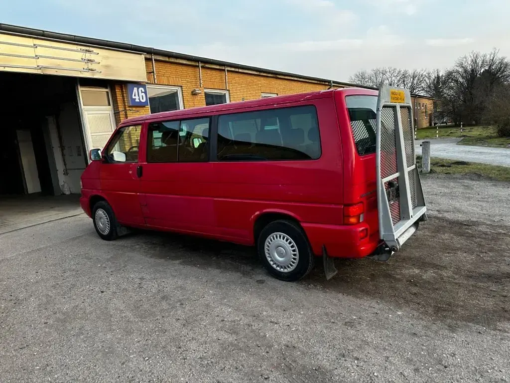 Gebraucht VW T4 116 PS (85 kW) 2001 Rot Van