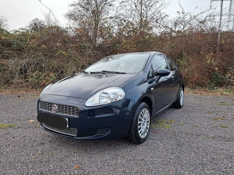Blau Gebraucht 2009 Fiat Grande Punto Active Kleinwagen | 1.900 € (Guter Preis) - Bild 1/4