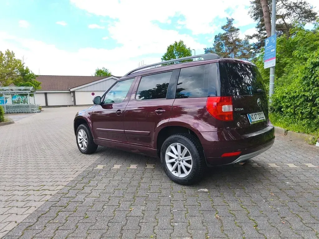 Gebraucht Skoda Yeti 105 PS (77 kW) 2014 SUV