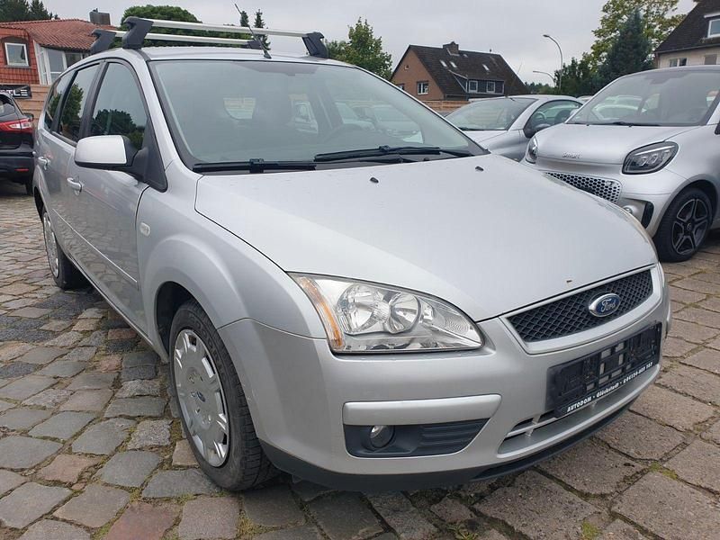 Gebraucht Ford Focus Style 101 PS (74 kW) 2007 Grau Kombi