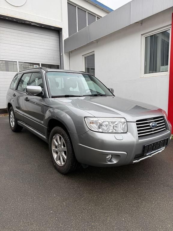 Gebraucht Subaru Forester Comfort 158 PS (116 kW) 2008 Silber SUV