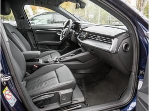 Gebraucht Audi A3 Advanced Plus 150 PS (110 kW) 2025 Blau (blau / navarrablau) Limousine
