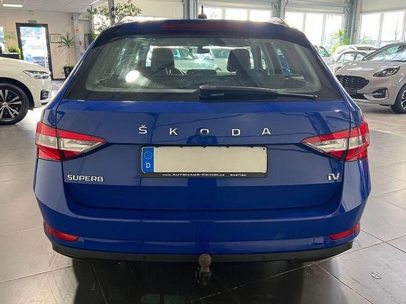 Gebraucht Skoda Superb 218 PS (160 kW) 2021 Blau Kombi