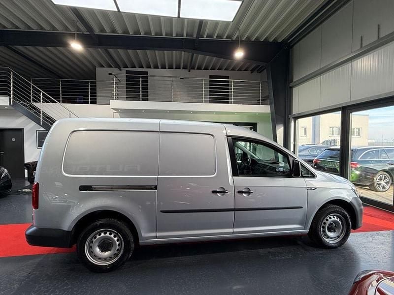 Gebraucht VW Caddy Maxi 102 PS (75 kW) 2017 Silber Van / Kleinbus