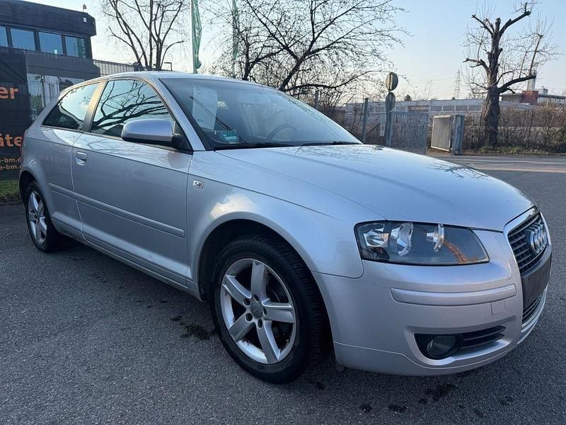 Gebraucht Audi A3 Attraction 102 PS (75 kW) 2008 Silber Kleinwagen