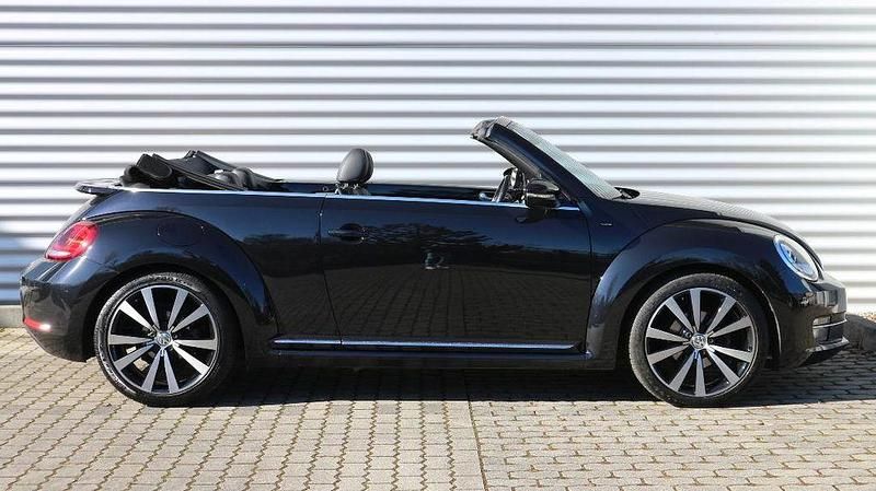 Gebraucht VW Beetle Cabriolet Design 150 PS (110 kW) 2016 Schwarz Cabrio