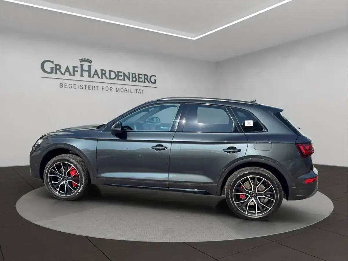 Gebraucht Audi Q5 Advanced Plus 299 PS (219 kW) 2025 Manhattangrau metallic SUV