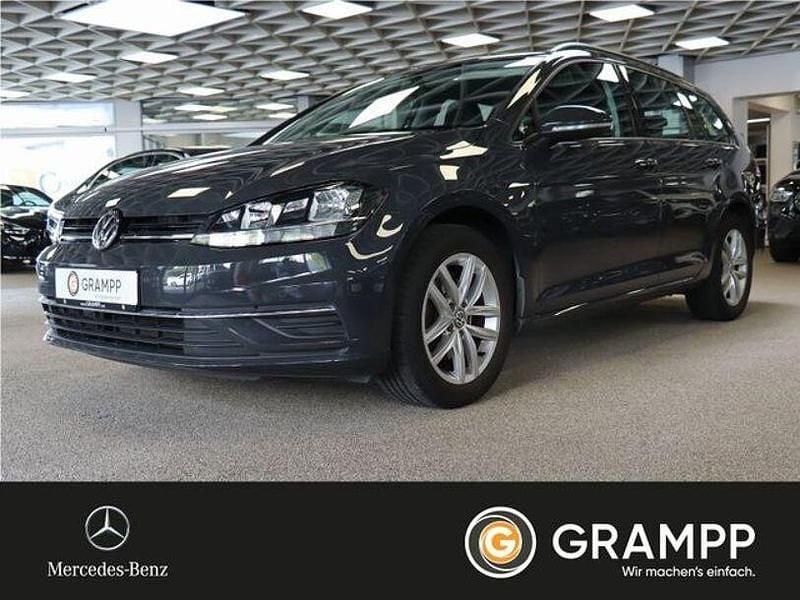 Grau Gebraucht 2017 VW Golf VII Comfortline Kombi | 12.850 € (Guter Preis) - Bild 1/4