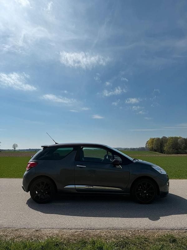Gebraucht Citroën DS3 155 PS (114 kW) 2012 Grau Kleinwagen