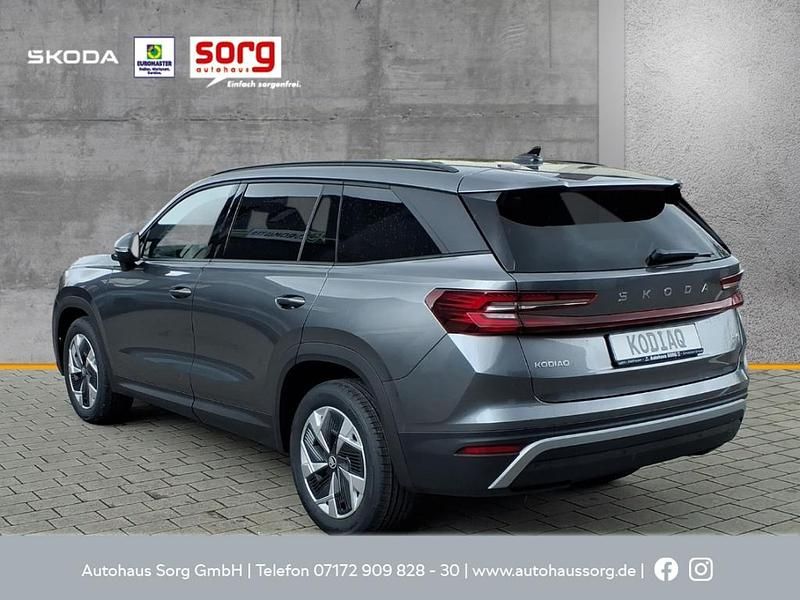 Neu Skoda Kodiaq Selection 193 PS (141 kW) 2026 Grau SUV
