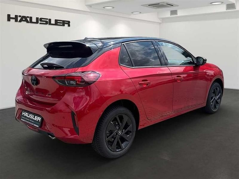 Usado Opel Corsa 131 HP (96 kW) 2025 Vermelho Sedan