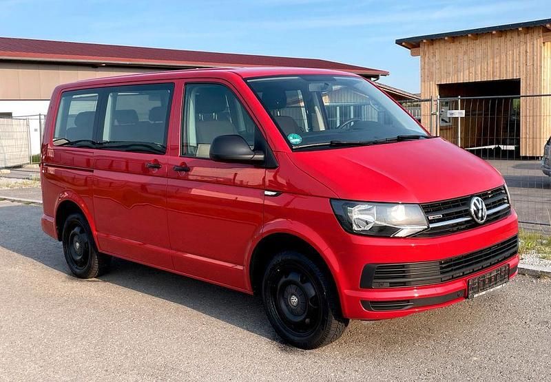 Rot Gebraucht 2016 VW T6 Van | 24.990 € (Etwas zu teuer) - Bild 1/4
