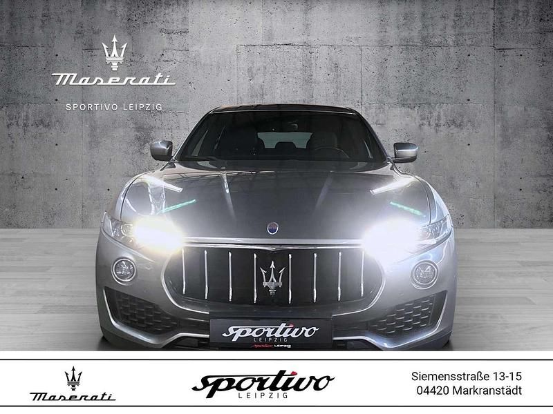 Grau Gebraucht 2017 Maserati Levante SUV | 39.979 € (Fairer Preis) - Bild 1/4