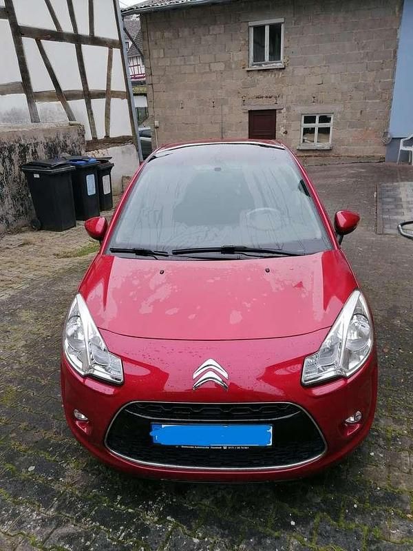 Gebraucht Citroën C3 95 PS (69 kW) 2012 Rot Kleinwagen