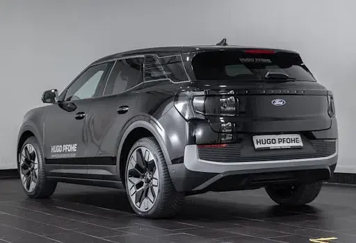 Używany Ford Explorer Extended Range 210 kW (286 KM) 2024 Czarny SUV