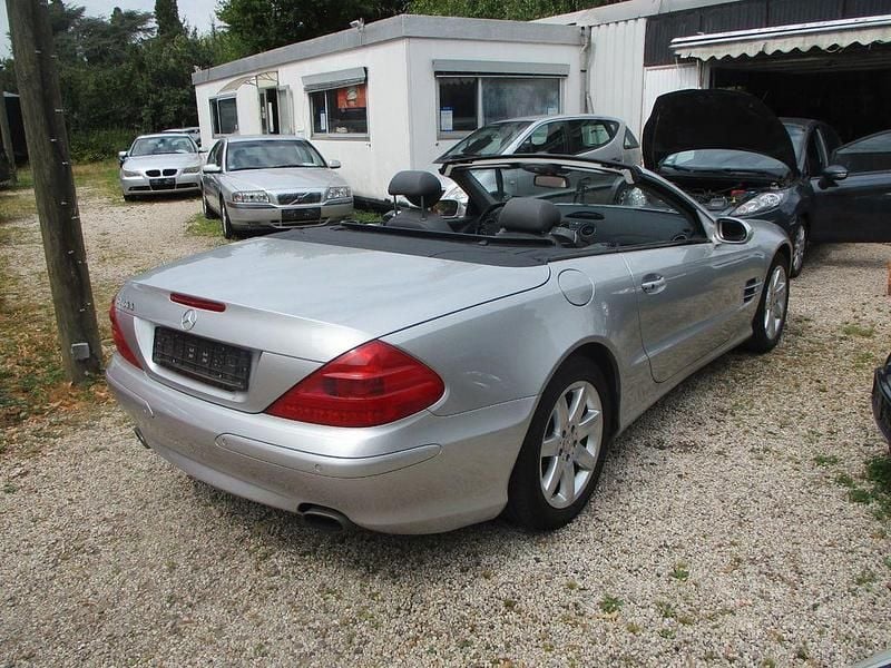 Gebraucht Mercedes SL500 306 PS (225 kW) 2002 Silber Cabrio