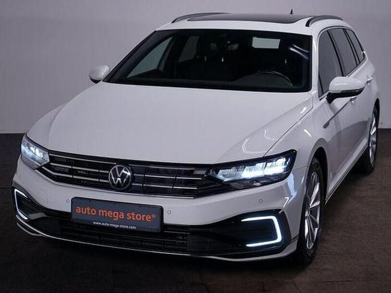 Weiß Gebraucht 2020 VW Passat GTE Kombi | 23.749 € (Guter Preis) - Bild 1/4