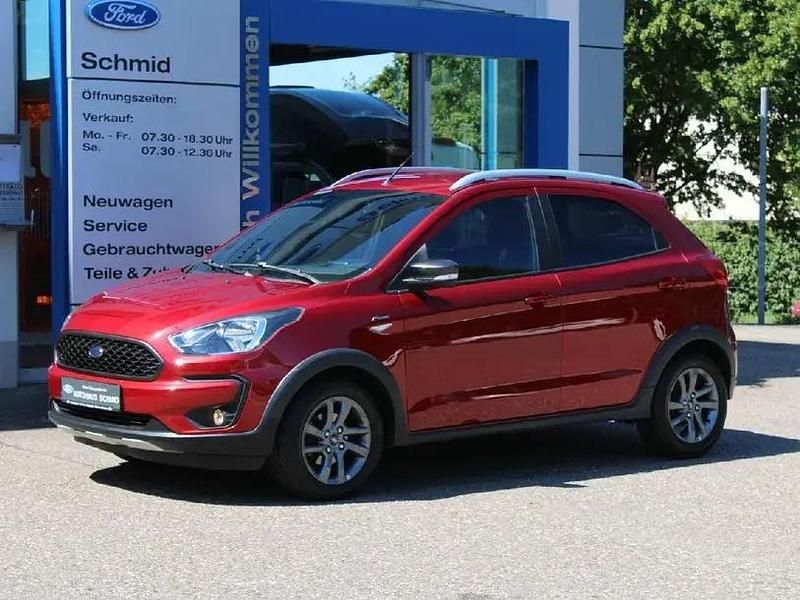 Usata Ford Ka Plus Active 63 CV (46 kW) 2019 Rosso Utilitaria