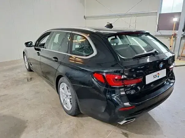 Second-hand BMW 520 Performance 190 CP (139 kW) 2020 Negru Break