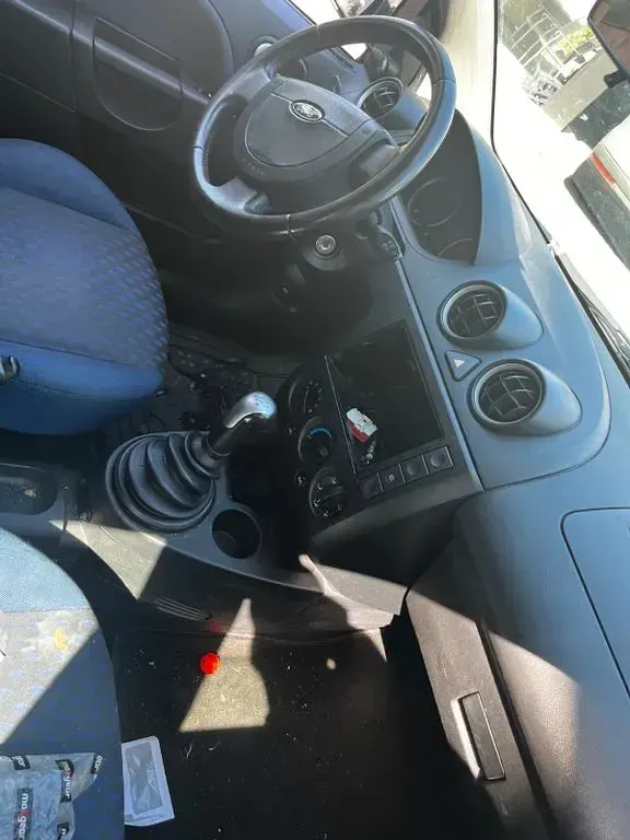 Gebraucht Ford Fiesta 80 PS (58 kW) 2005 Schwarz Kleinwagen