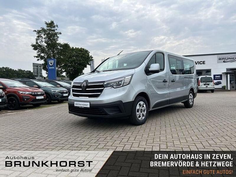 Neu Renault Trafic Equilibre 150 PS (110 kW) 2025 Grau Van / Kleinbus