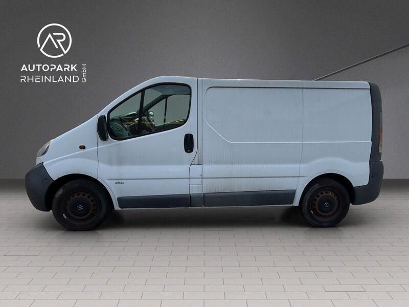 Gebraucht Opel Vivaro 82 PS (60 kW) 2002 Weiß Van / Kleinbus