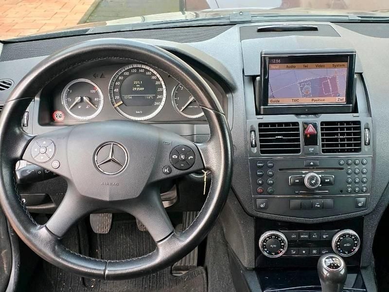 Gebraucht Mercedes C220 170 PS (125 kW) 2008 Schwarz Kombi