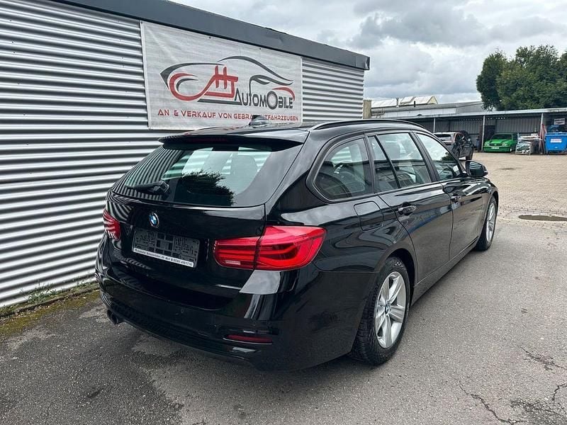 Gebraucht BMW 320 163 PS (119 kW) 2016 Schwarz Kombi