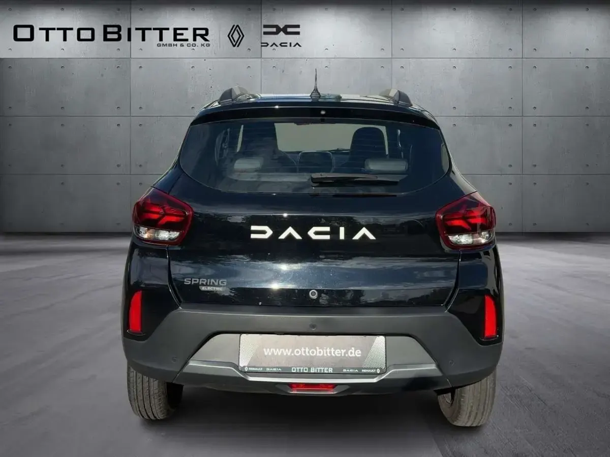 Gebraucht Dacia Spring Essentiel 33 kW (45 PS) 2022 Magmaschwarz Kleinwagen