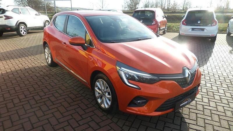 Gebraucht Renault Clio V Intens 91 PS (66 kW) 2021 Valencia orange metallic Kleinwagen