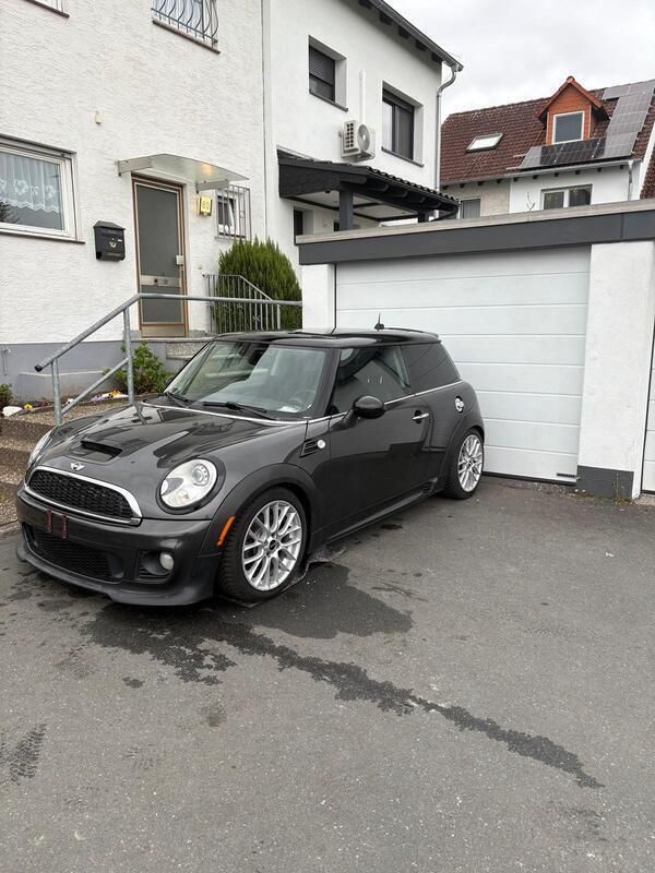 Grau Gebraucht 2012 Mini Cooper S Coupé Coupé | 5.000 € (Fairer Preis) - Bild 1/4