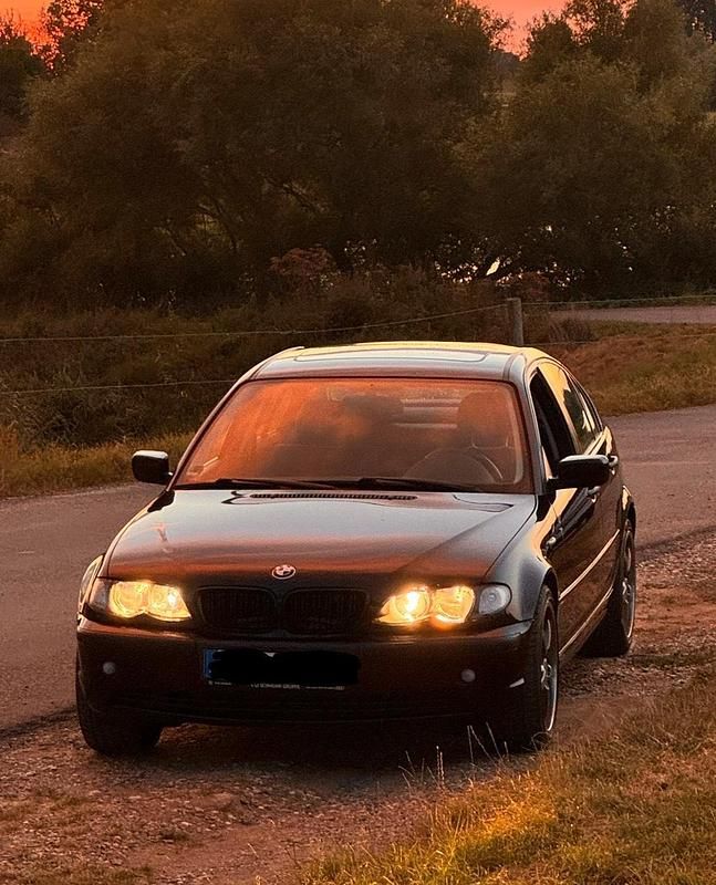 Gebraucht BMW 316 116 PS (85 kW) 2002 Schwarz Limousine