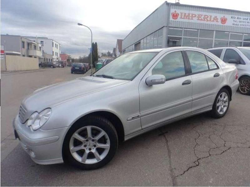 Gebraucht Mercedes C200 Classic 170 PS (125 kW) 2004 Limousine