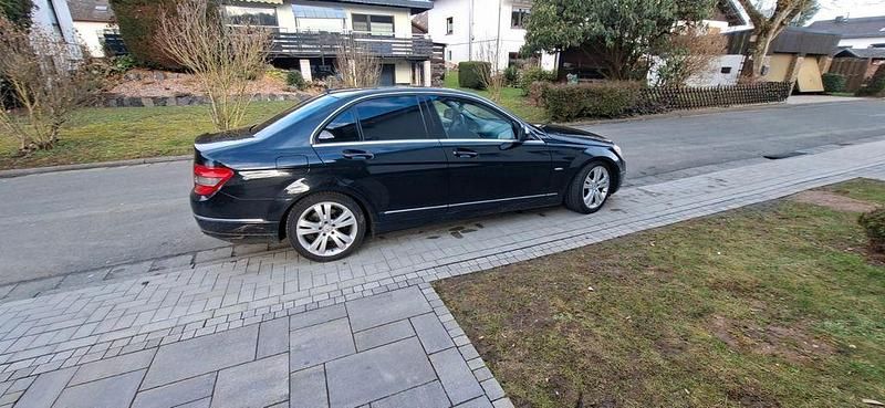 Gebraucht Mercedes C200 Classic 184 PS (135 kW) 2007 Schwarz Limousine