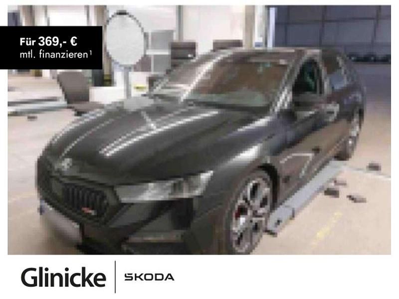 Schwarz Gebraucht 2022 Skoda Octavia RS Kombi | 27.970 € (Fairer Preis) - Bild 1/2