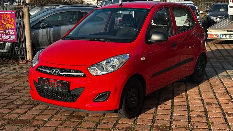 Rot Gebraucht 2011 Hyundai i10 Kleinwagen | 2.500 € (Fairer Preis) - Bild 1/4