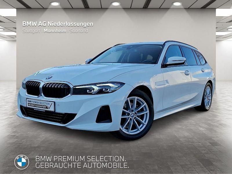 Weiß Gebraucht 2022 BMW 320 Comfort Edition Kombi | 30.970 € (Fairer Preis) - Bild 1/4