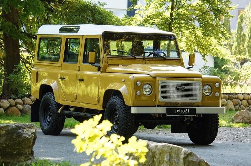 Gold Gebraucht 1983 Land Rover Defender Heritage SUV | 129.900 € - Bild 1/4