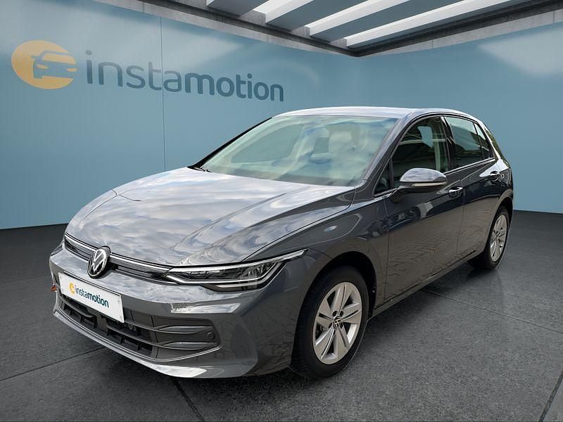 Grau Gebraucht 2024 VW Golf VIII Kleinwagen | 23.249 € (Guter Preis) - Bild 1/4
