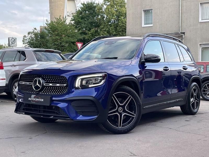 Blau Gebraucht 2022 Mercedes GLB220 AMG line SUV | 33.790 € (Fairer Preis) - Bild 1/4