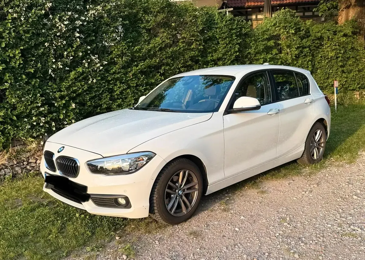 Gebraucht BMW 118 Advantage 136 PS (100 kW) 2016 Weiß Kleinwagen
