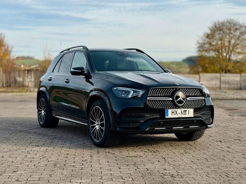 Schwarz Gebraucht 2021 Mercedes GLE400 AMG line SUV | 65.900 € (Fairer Preis) - Bild 1/4