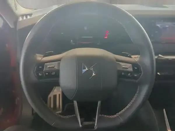 Używany DS Automobiles DS4 Performance 131 KM (96 kW) 2023 Czerwony SUV