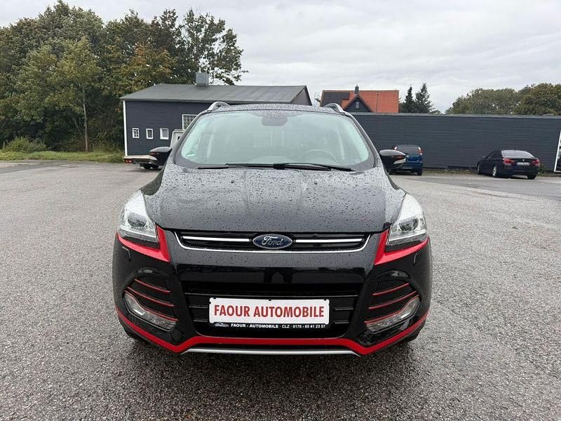 Gebraucht Ford Kuga Titanium 179 PS (131 kW) 2016 Schwarz SUV